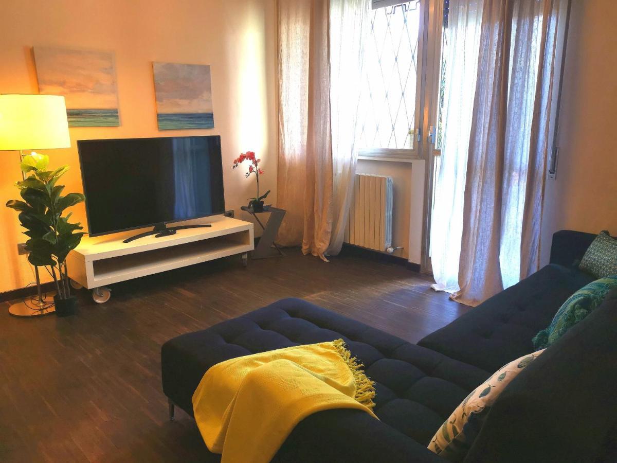 Bnbook Trilo Mind Rho Trilocale Con 2 Camere E 2 Bagni Экстерьер фото